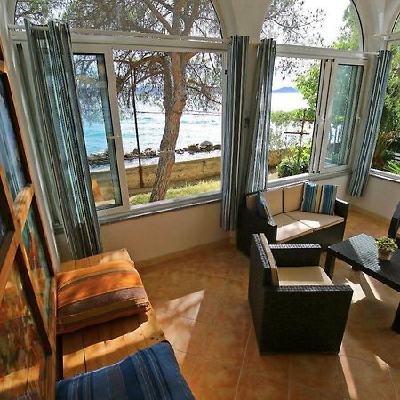 Seafront Beach Apartment - Directly At The Beach 자다르 외부 사진
