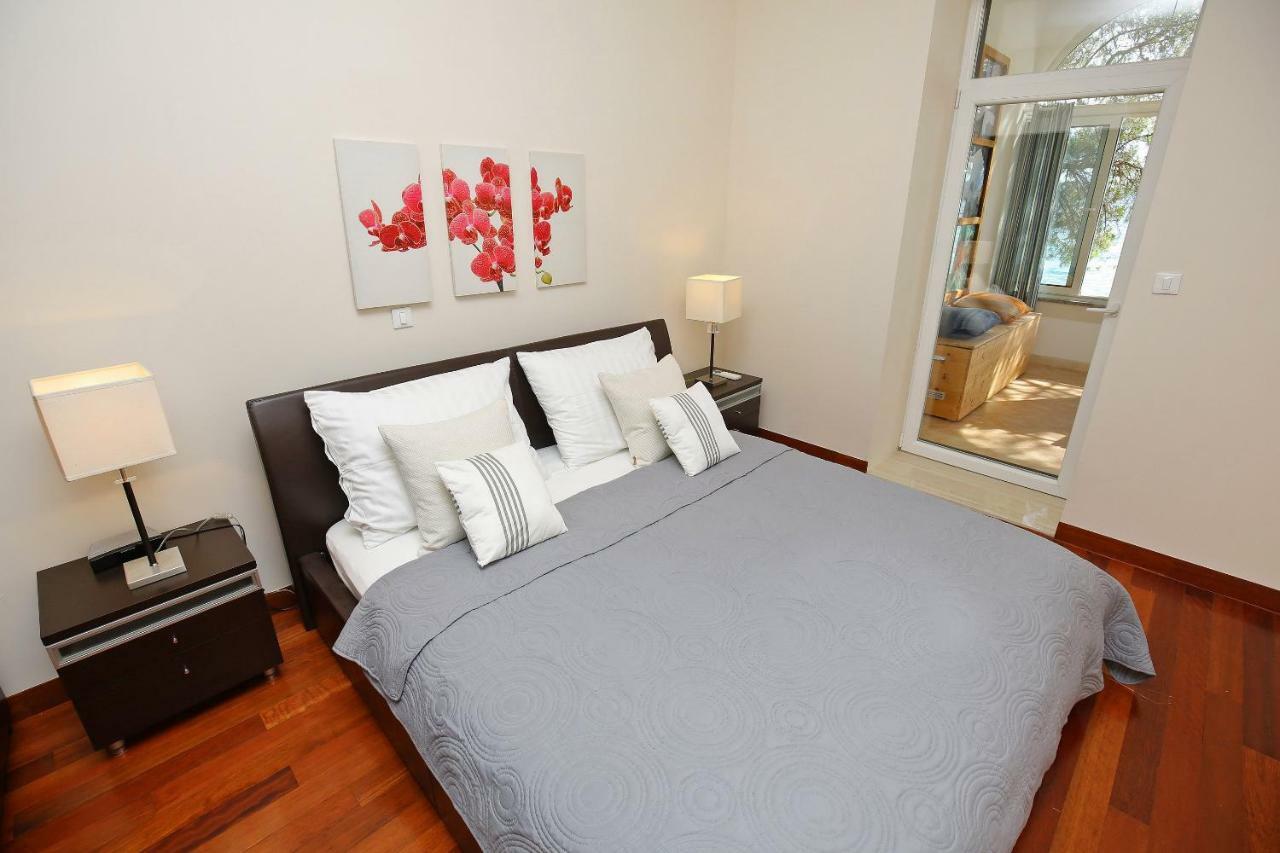Seafront Beach Apartment - Directly At The Beach 자다르 외부 사진