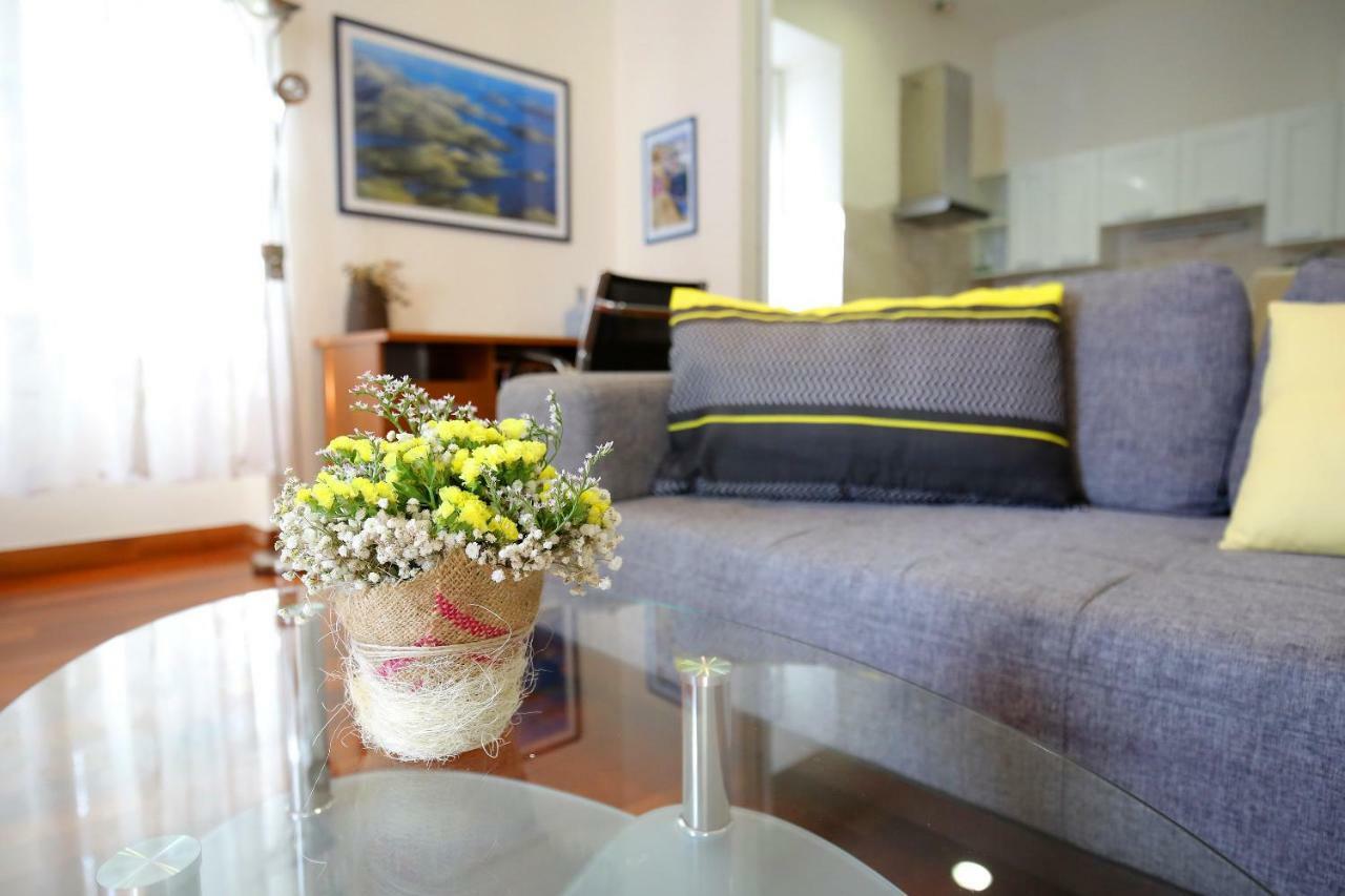 Seafront Beach Apartment - Directly At The Beach 자다르 외부 사진