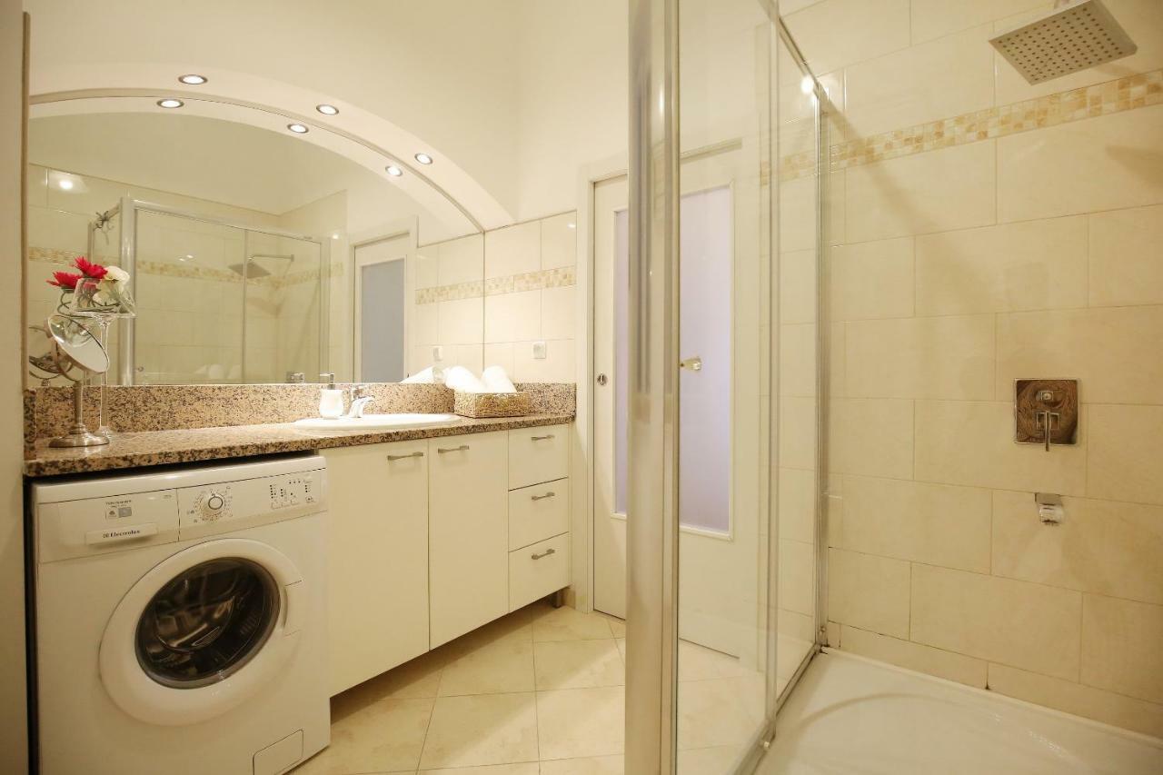Seafront Beach Apartment - Directly At The Beach 자다르 외부 사진