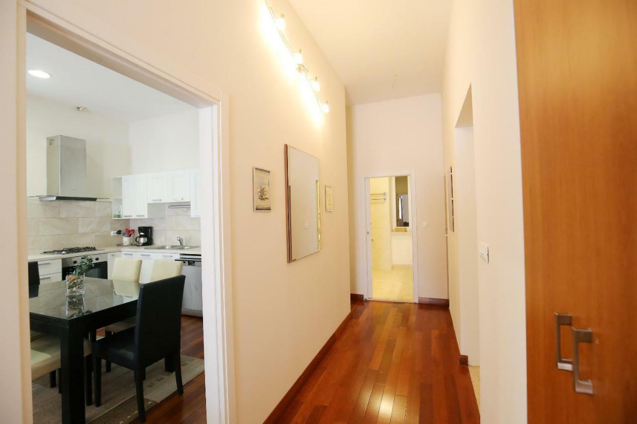 Seafront Beach Apartment - Directly At The Beach 자다르 외부 사진