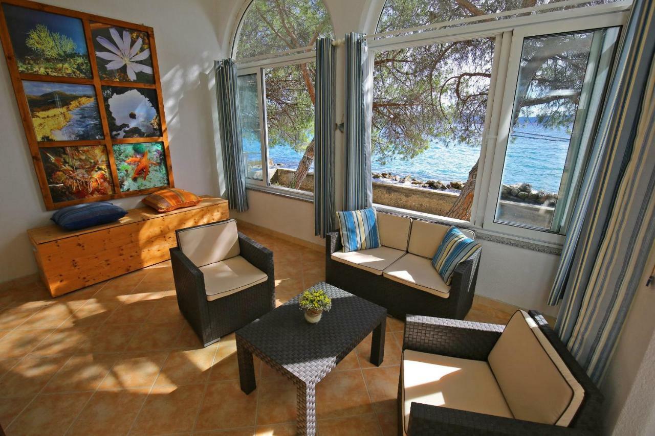 Seafront Beach Apartment - Directly At The Beach 자다르 외부 사진