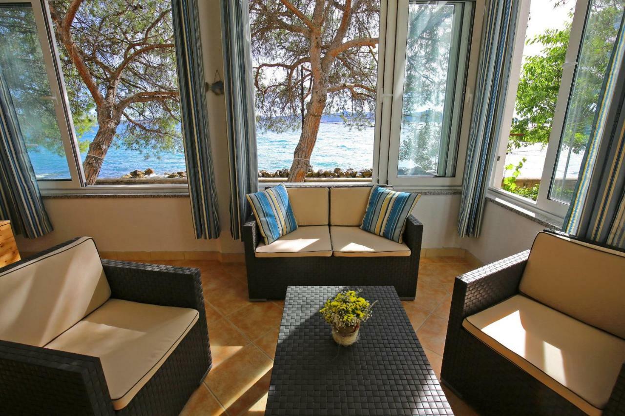 Seafront Beach Apartment - Directly At The Beach 자다르 외부 사진